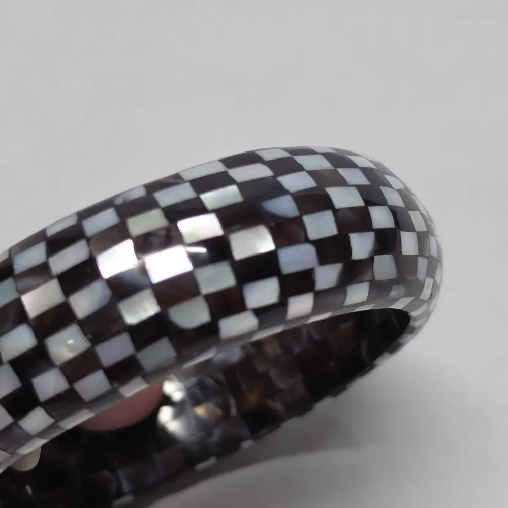 Vintage Mother of pearl Checkered Mosaic Marquetry Bangle Bracelet White & Brown